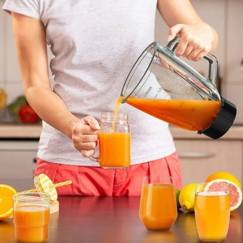 blender mixeur pour mixer des  smoothies et jus de fruit