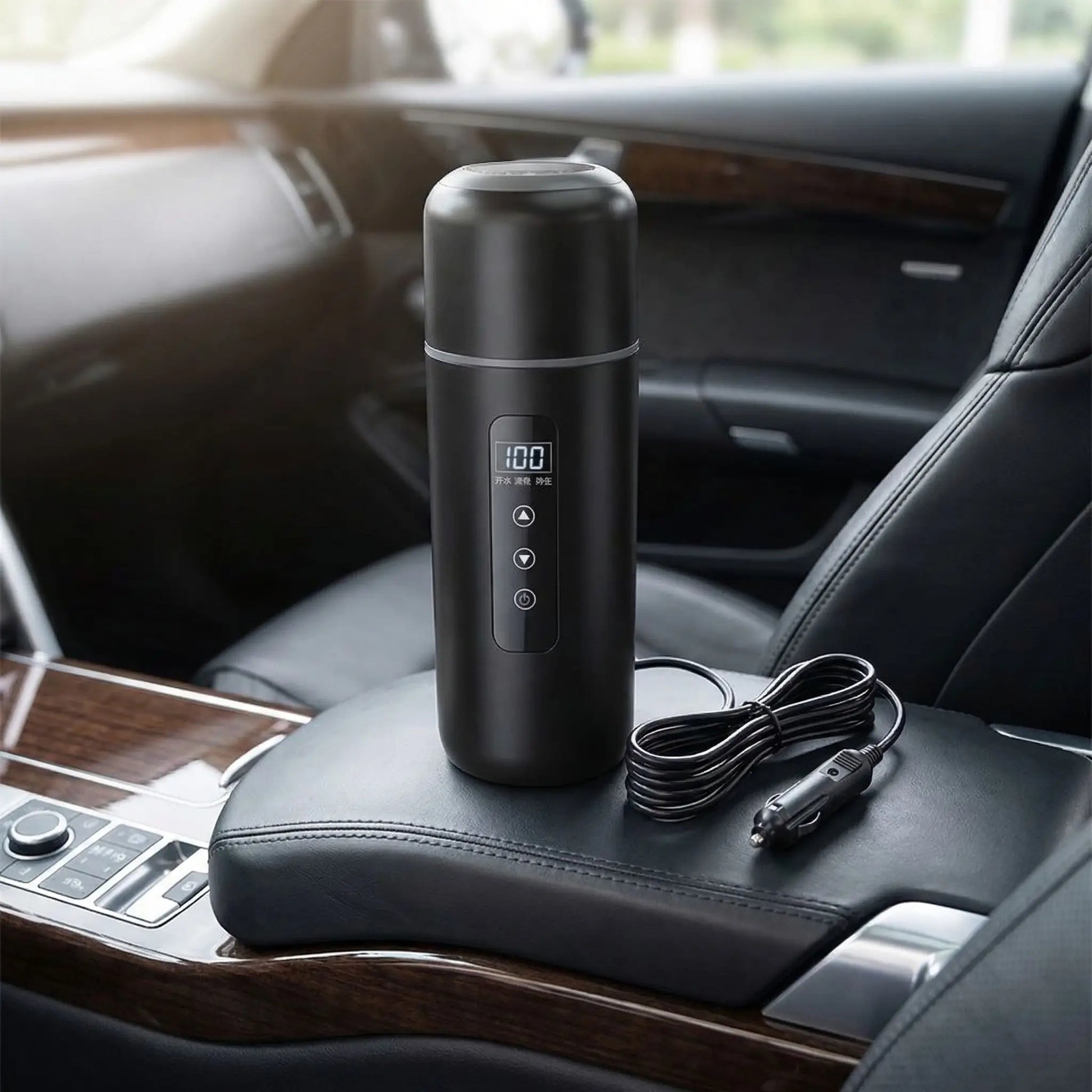 bouilloire pour voiture noir avec branchement allume cigare