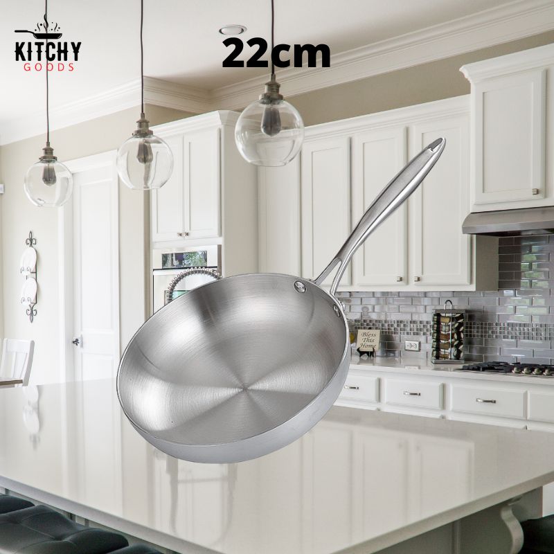 Poêle Inox de Qualité Professionnelle - Cuisinez Avec Style et ...